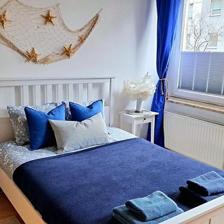 Sea Side Apartment Гданск Екстериор снимка